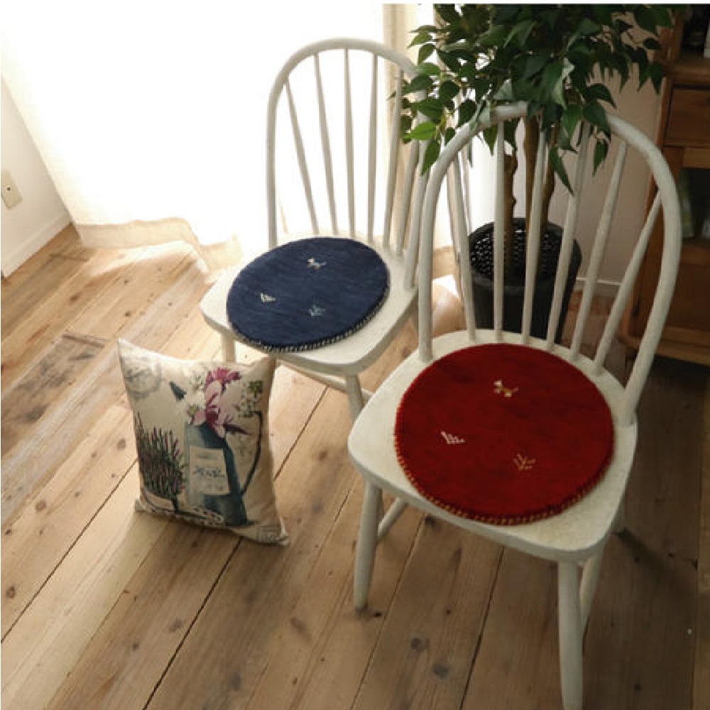 羊毛ウール100% おしゃれなギャッベ【直径３５cm】