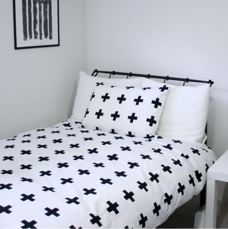 sis design CROSS COMFORTER COVER
