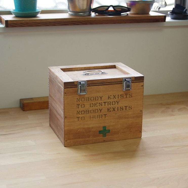 イエノLabo. レギュラーサイズ エマージェンシーボックス