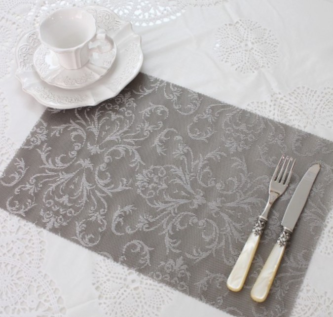 スタイルロココ  ランチョンマット アラベスク ビニール製