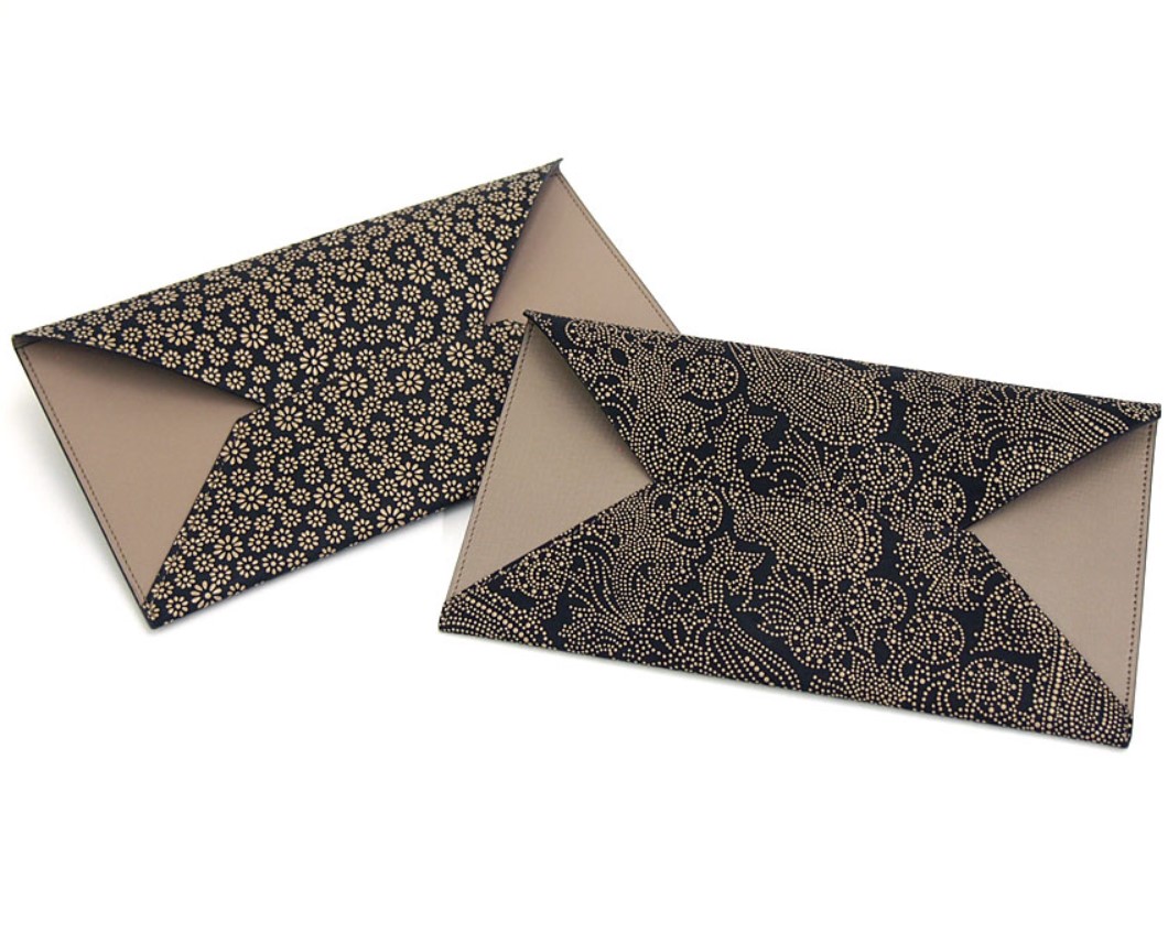 ロンエキャレ 印伝袱紗