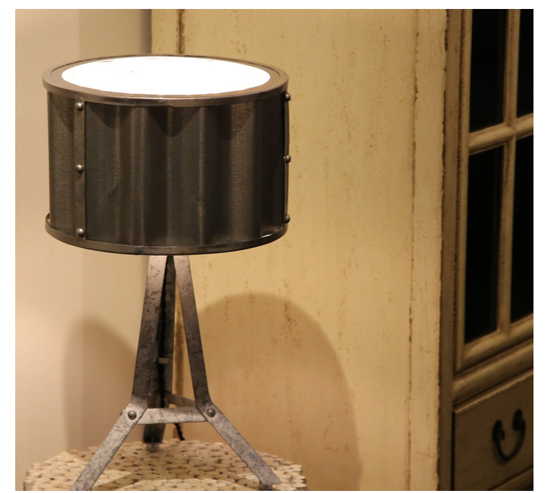 コルゲート テーブルランプ