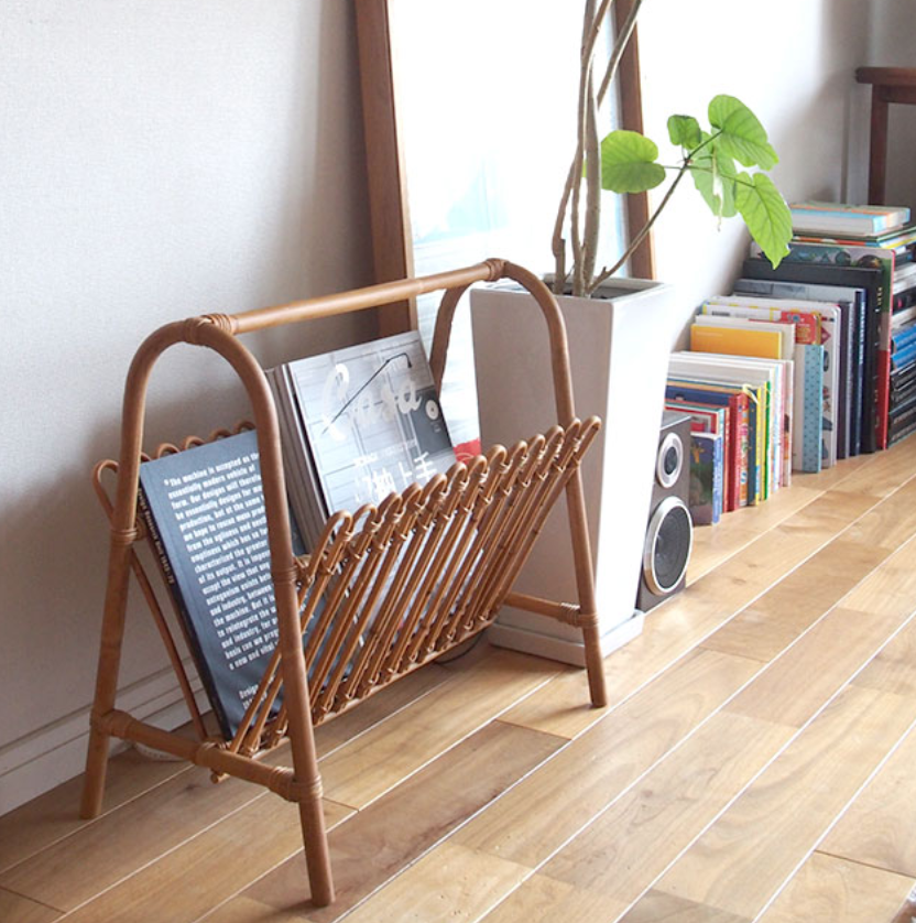 JUGLASユグラ マガジンラック