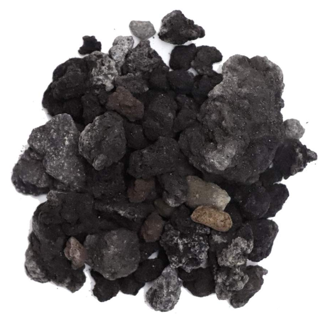 東海砂利 溶岩砂利 ブラック 5-50mm 300kg (10kg×30袋)