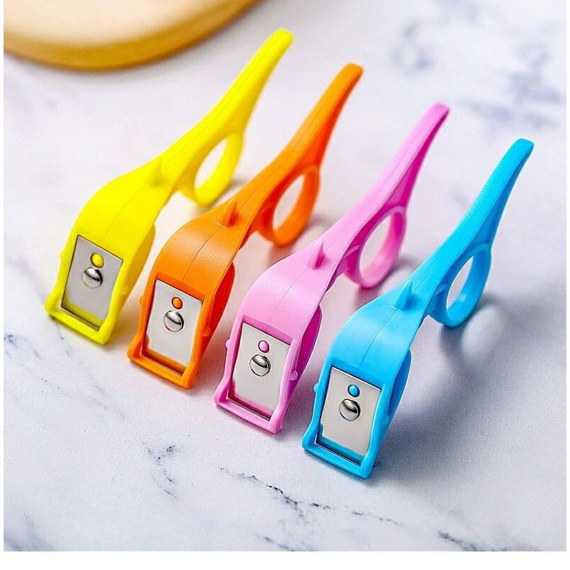 ピーラー（皮むき器）