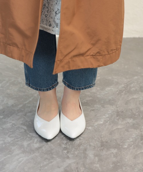 Sesto（セスト） Vカットローヒール ポインテッドトゥレインパンプス YDWP0800